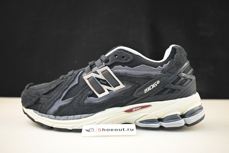 NEW Balan* Sneakers