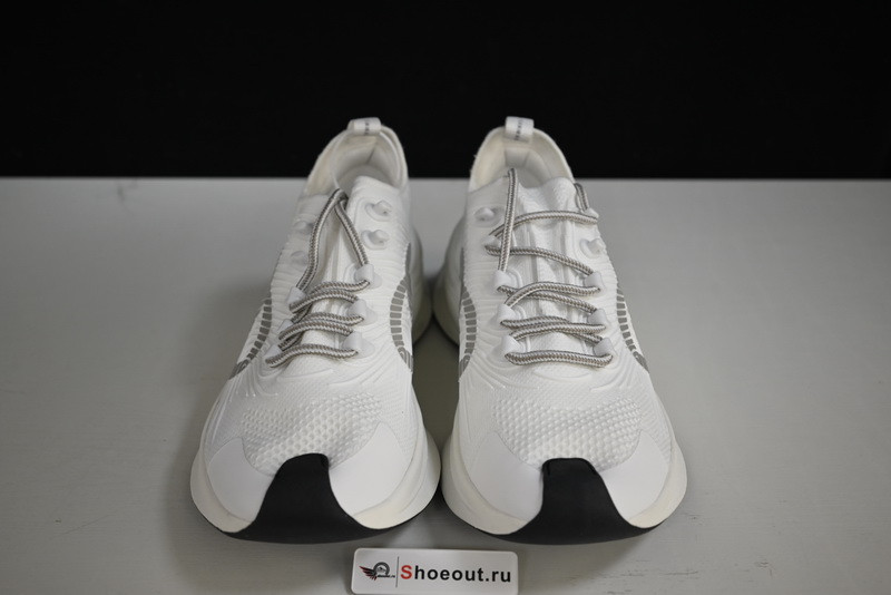 GC Sneakers