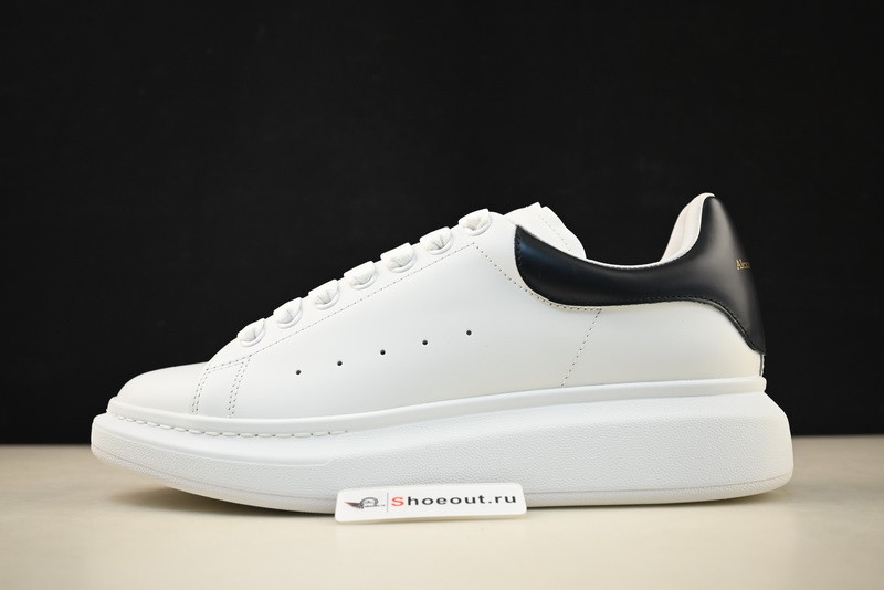 MQ Sneakers
