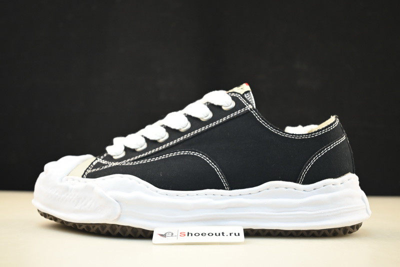 Maison Mihara Sneakers