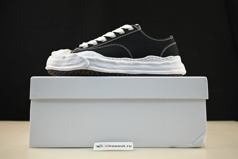Maison Mihara Sneakers