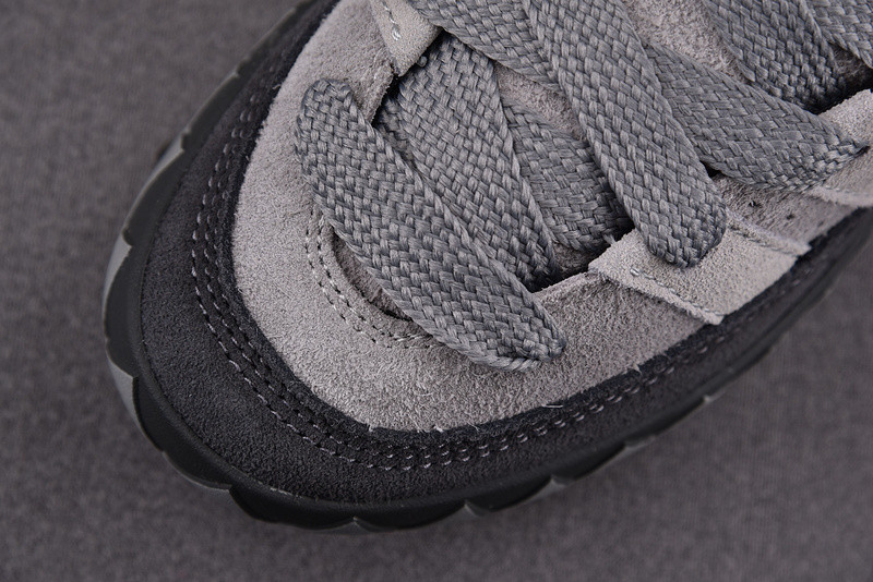 NEIGHBORHOOD x AD Originals Adimatic HP6771