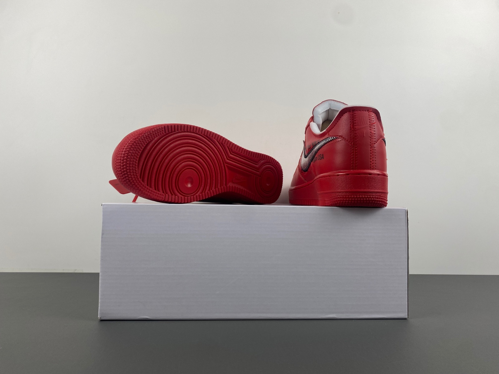 OFF White x Nike Air Force 1 AO4297-600