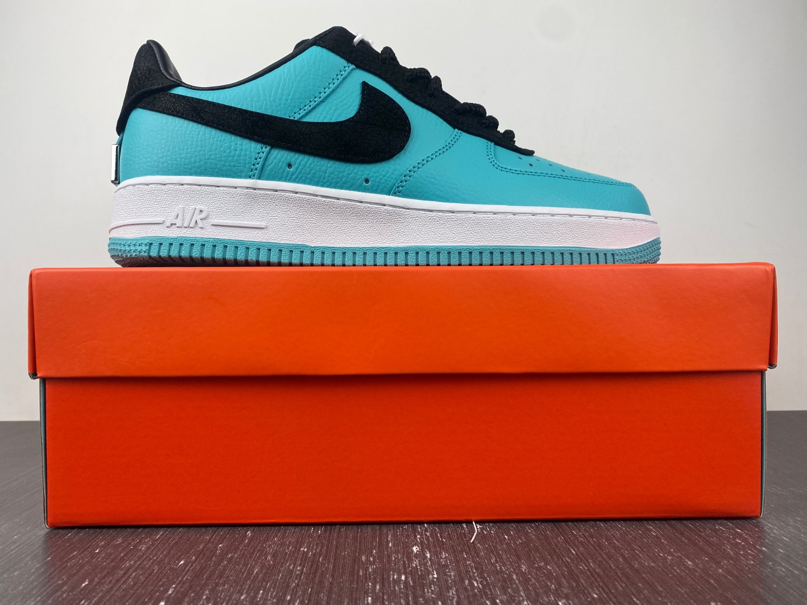 nike air force 1 low sp T*f*ny  dz1382-002