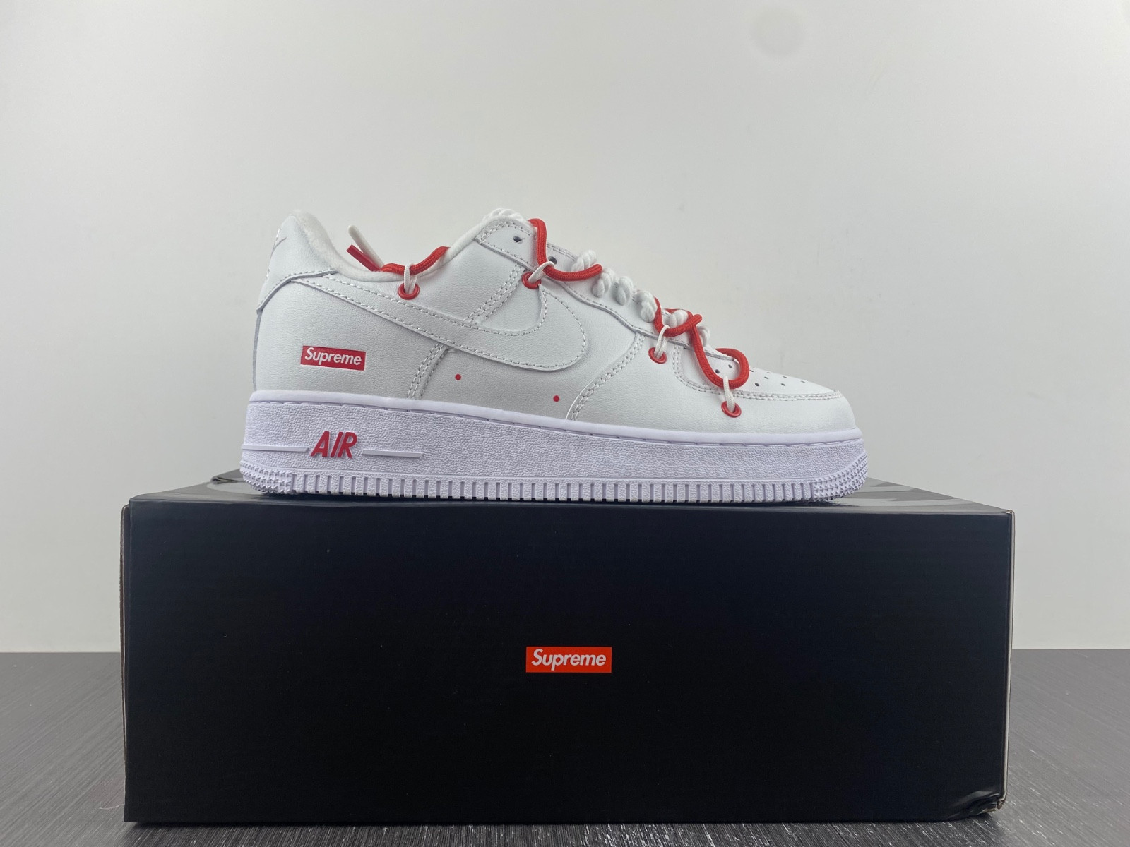 air force 1 x S*p*reme*  cu9225-100