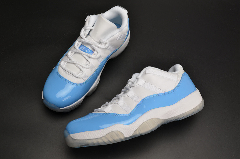 AIR JORDAN 11 RETRO LOW "CAROLINA 2017 RELEASE" mens 528895-106