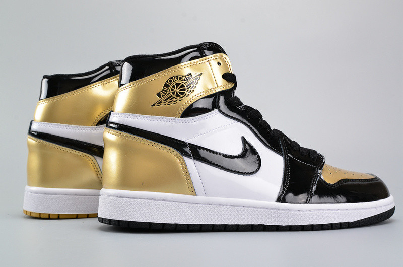 Air Jordan 1 Retro High OG NRG ComplexCon “Top 3 Gold” 861428-001