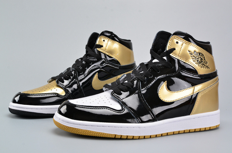Air Jordan 1 Retro High OG NRG ComplexCon “Top 3 Gold” 861428-001