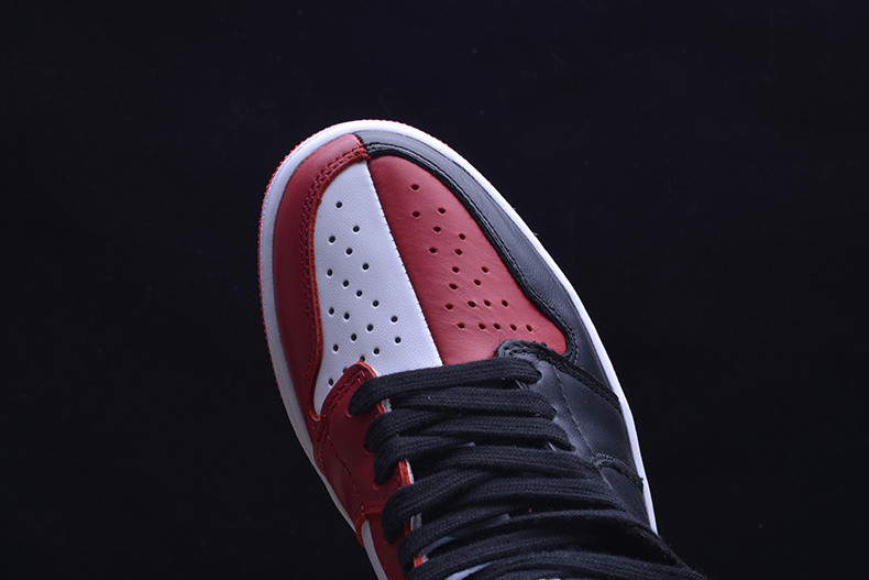 Air Jordan 1 Retro OG High Homage To Home 861428-061