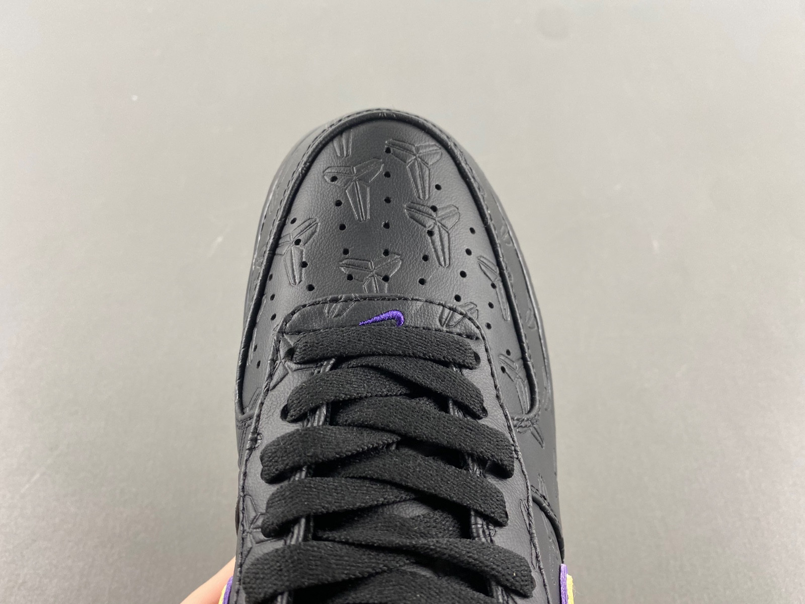 Kobe Bryant x Nike Air Force 1 Low HV5122-001