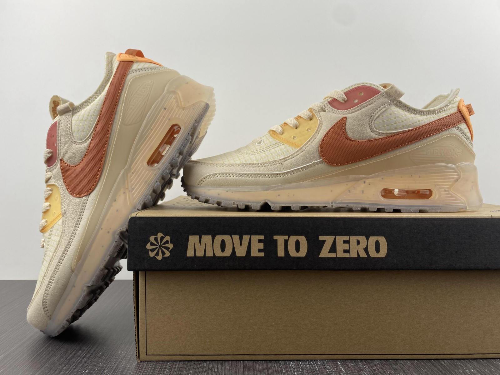 OFF White x Air max 90