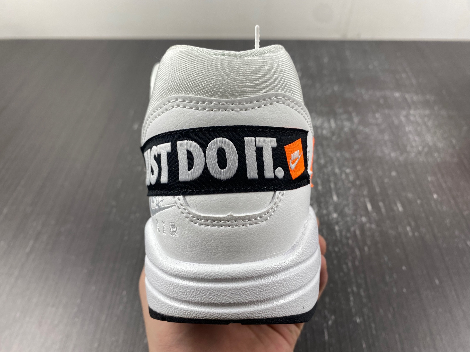 Nike Air Max 1 SE Just Do It AO1021-100