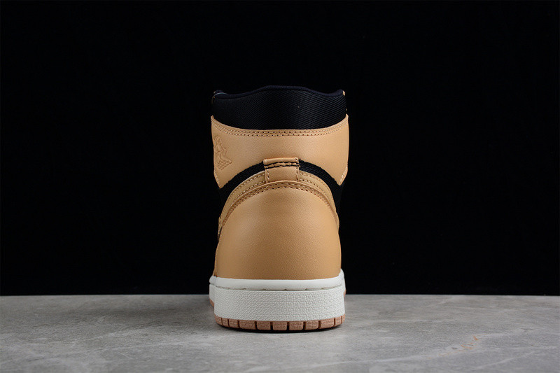 Air Jordan 1 High OG “Heirloom” 555088-202