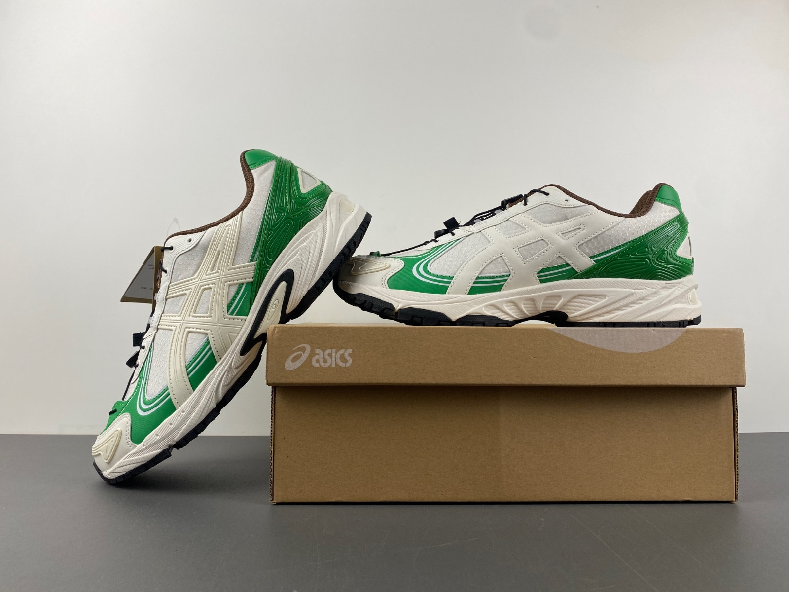As*ic*s sneaker