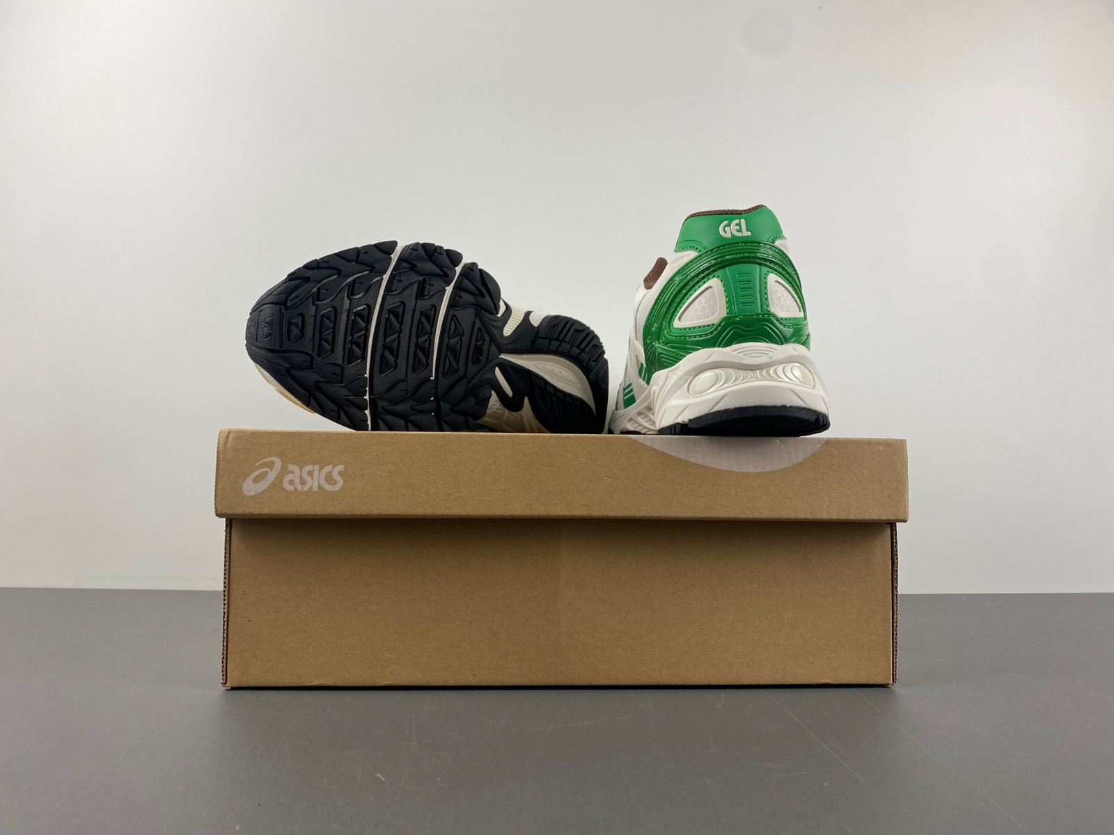 As*ic*s sneaker