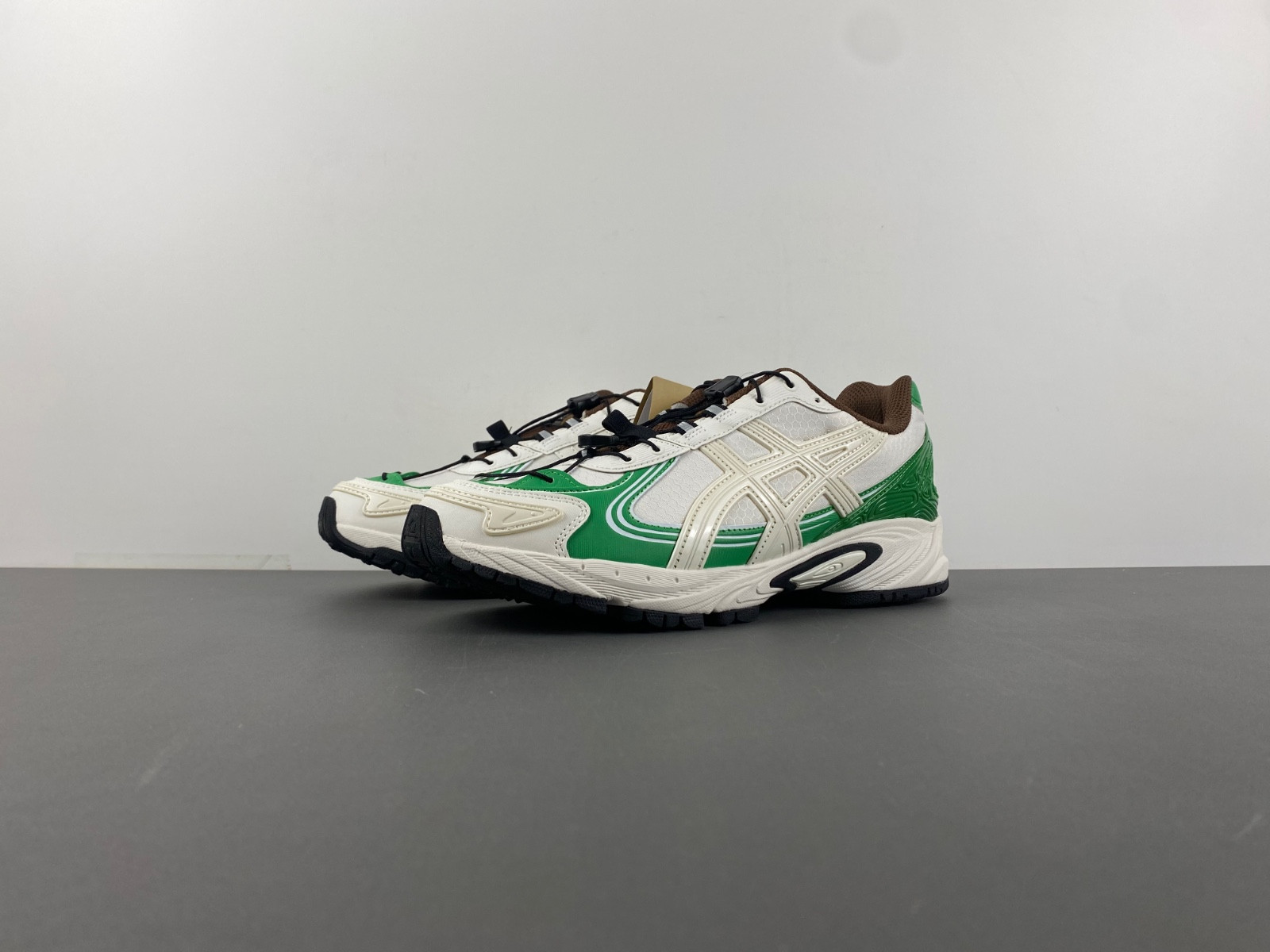 As*ic*s sneaker