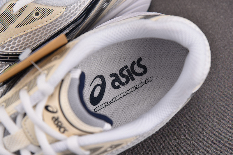 As*ic*s sneaker