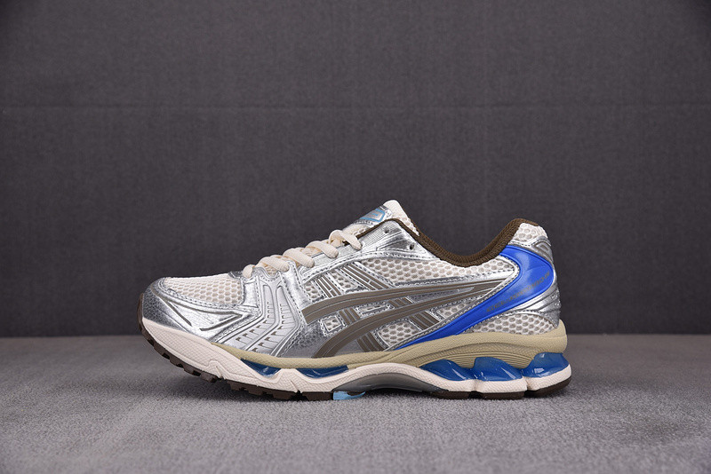 As*ic*s sneaker