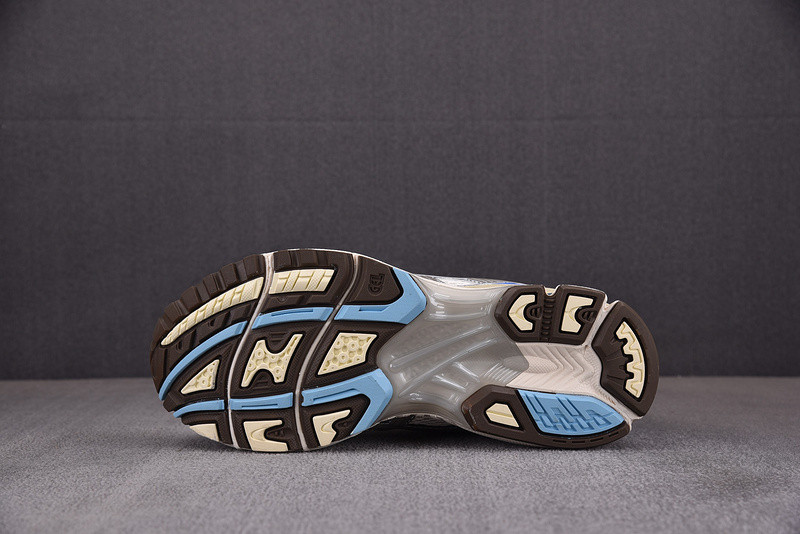 As*ic*s sneaker