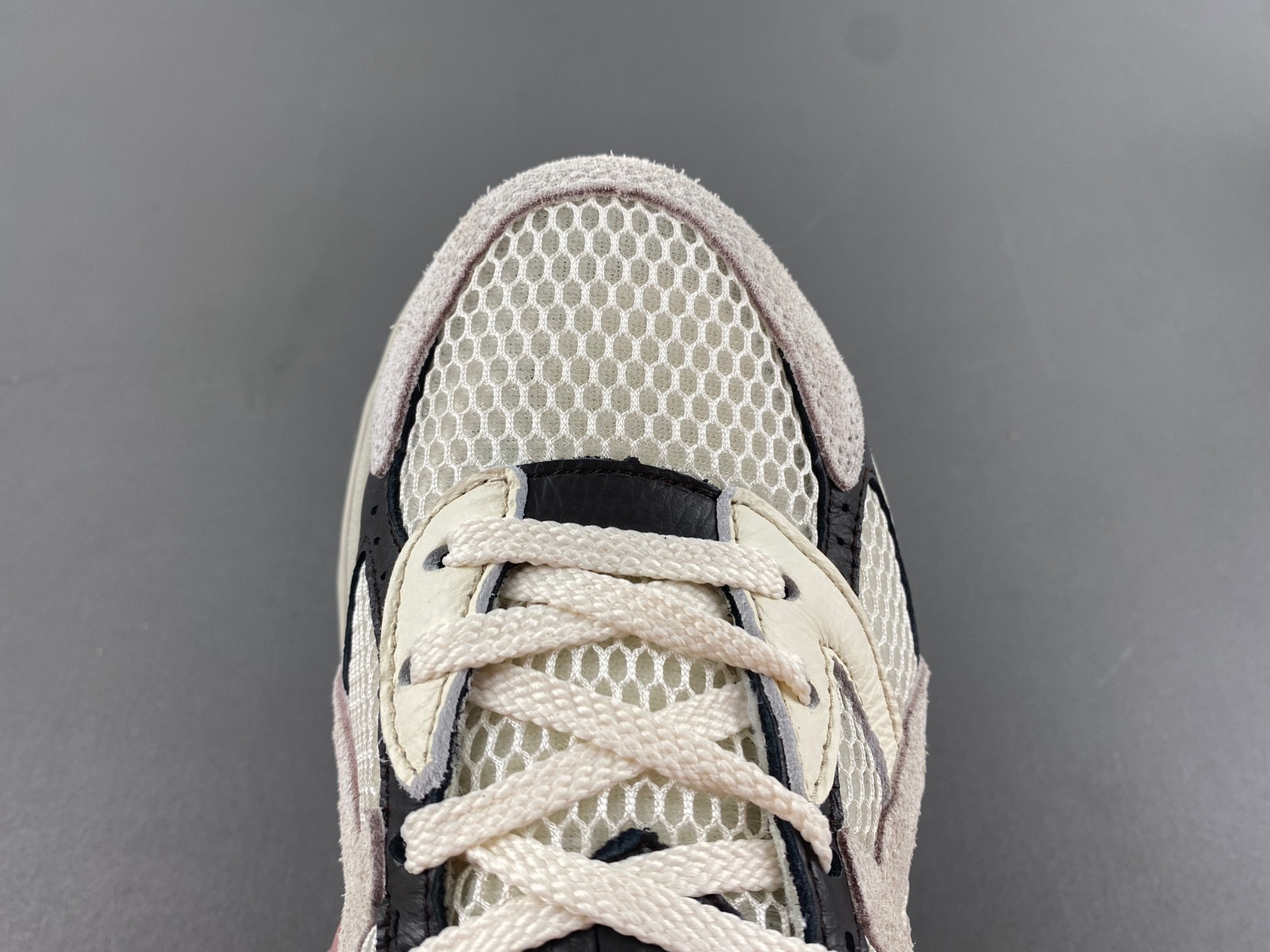 As*ic*s sneaker
