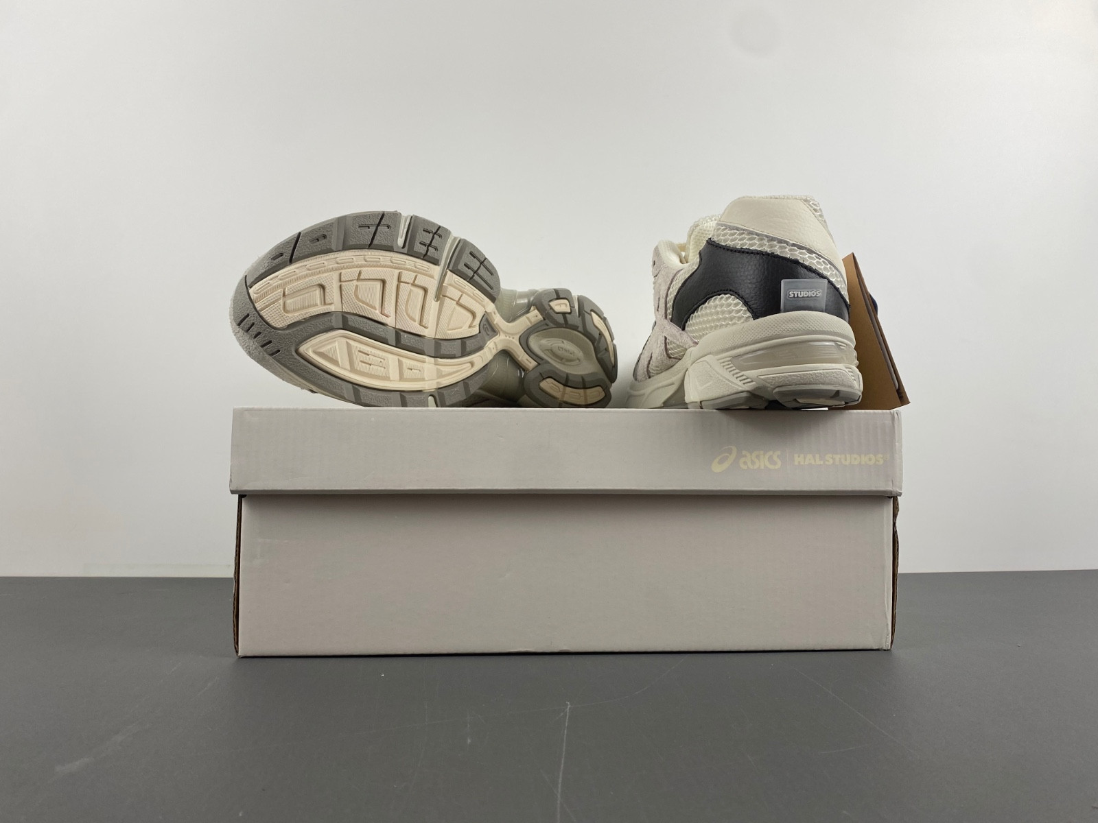 As*ic*s sneaker