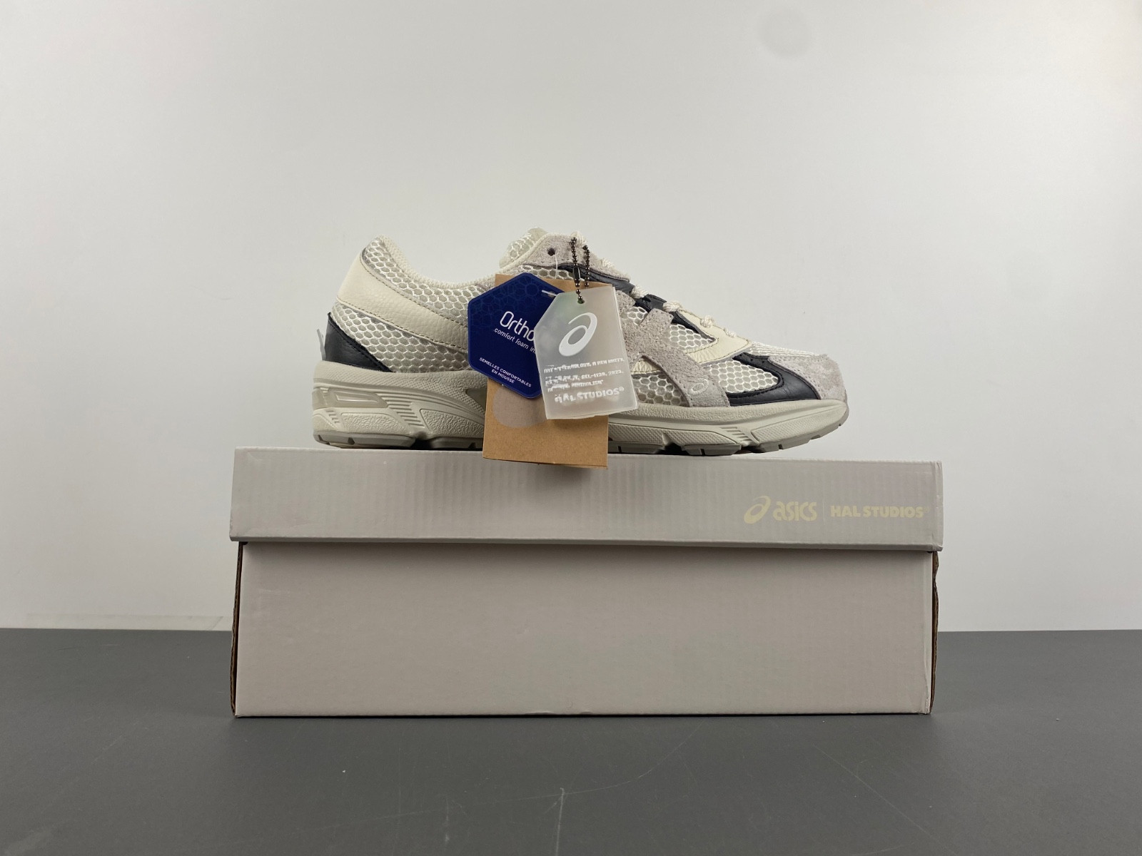 As*ic*s sneaker