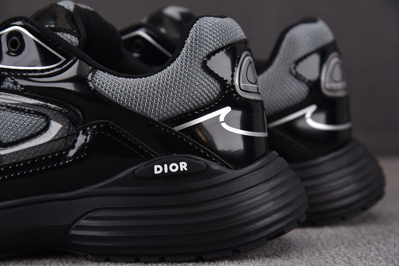 DR B30 Sneaker