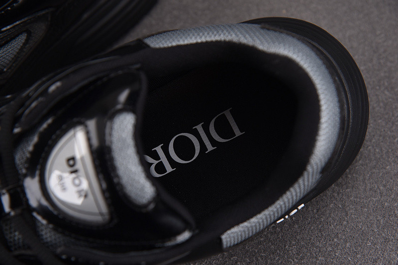 DR B30 Sneaker