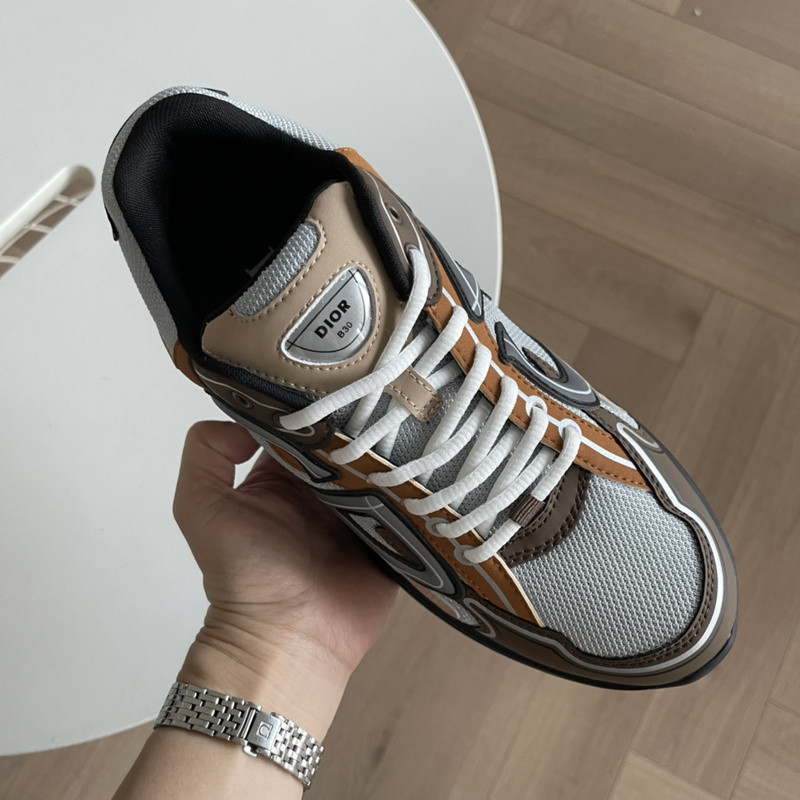 DR B30 Sneaker