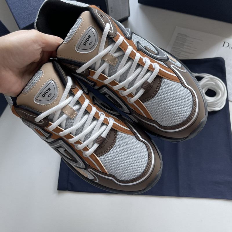 DR B30 Sneaker