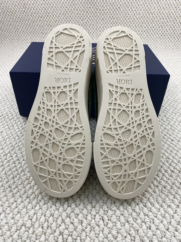 DR B33 Sneaker