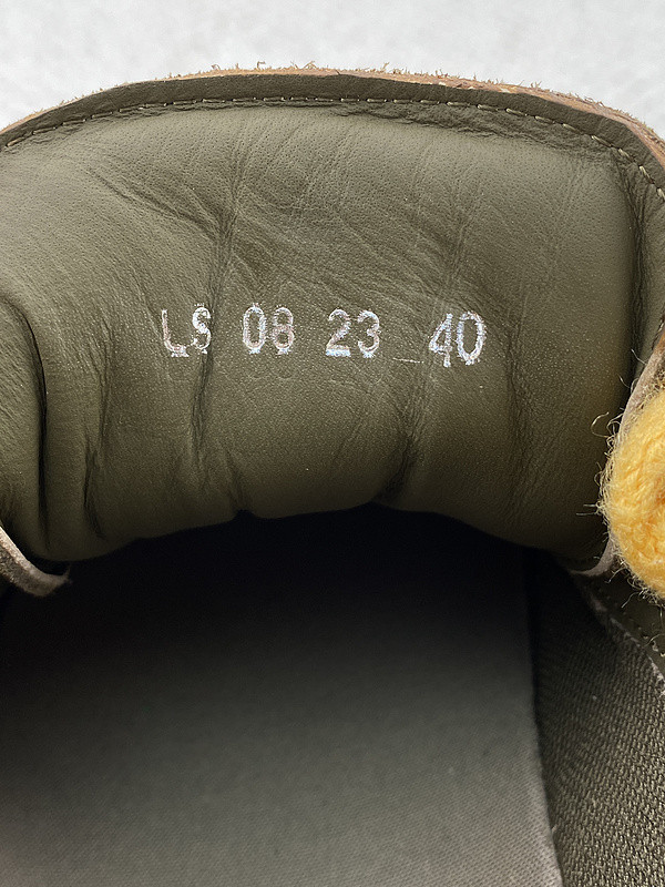DR B33 Sneaker