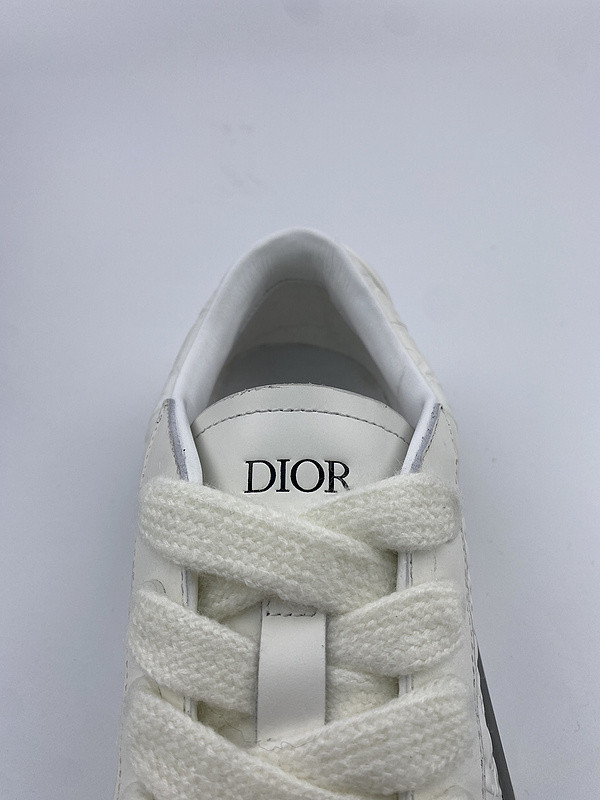 DR B33 Sneaker