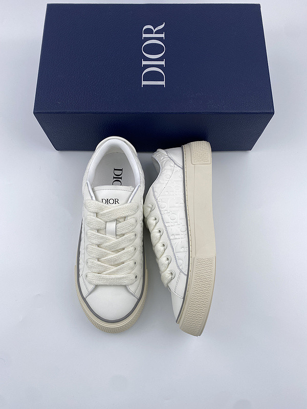 DR B33 Sneaker