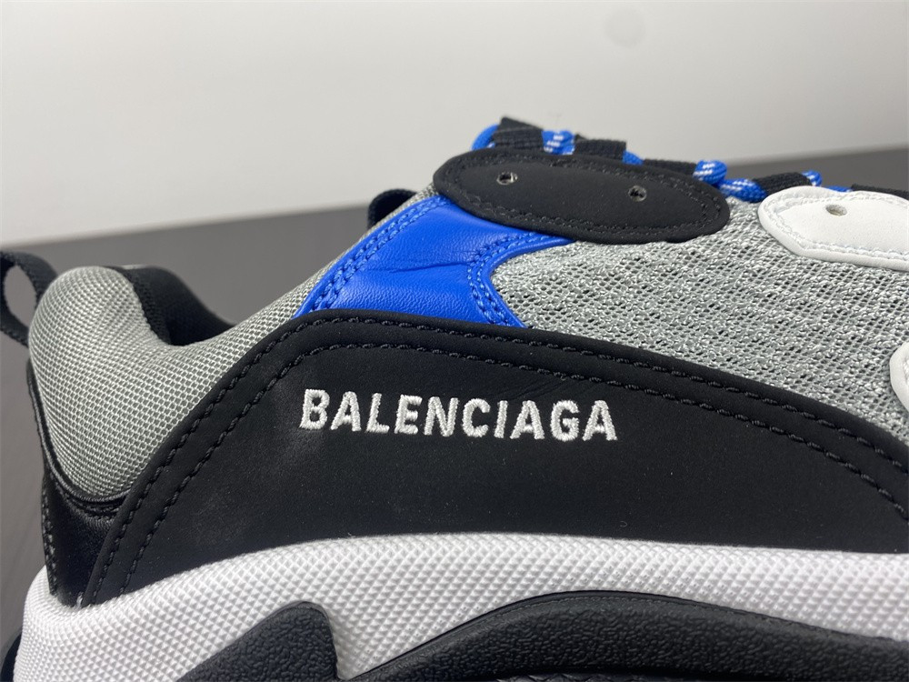 BLCG Triple S 536737-W2CA1-4124
