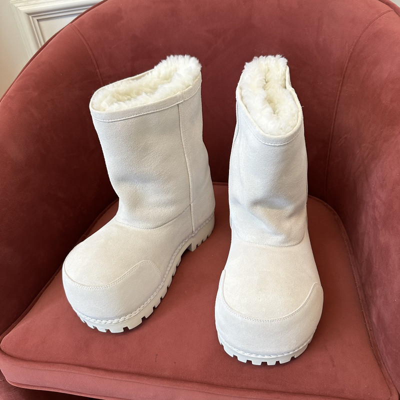 Ba*len*cia*ga boots