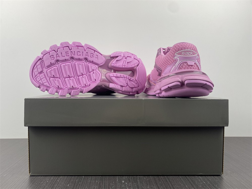 Ba*len*cia*ga track.3 sneaker in pink 700873w3rf15090