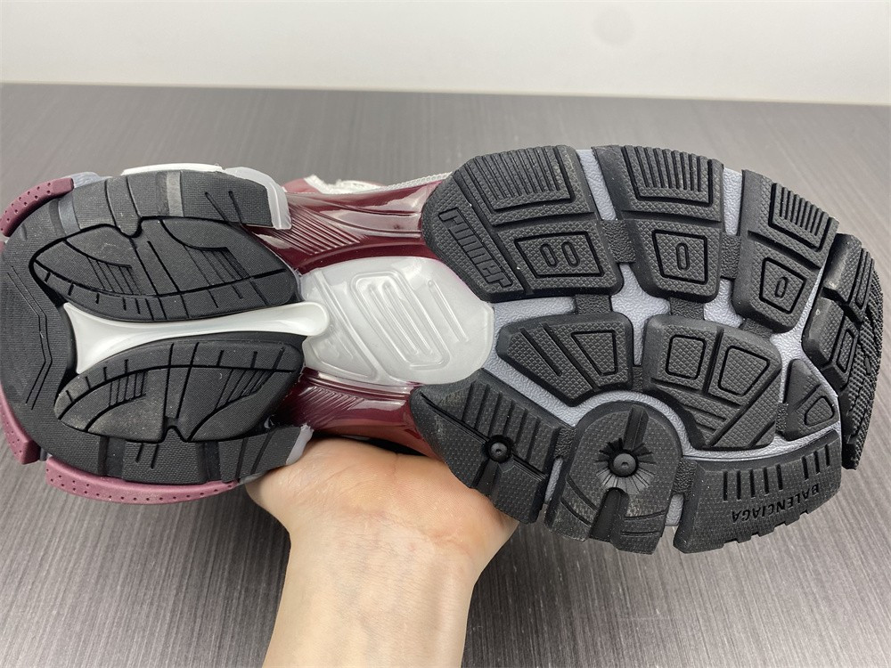 Ba*len*cia*ga runner  677403 w3rb8 9069