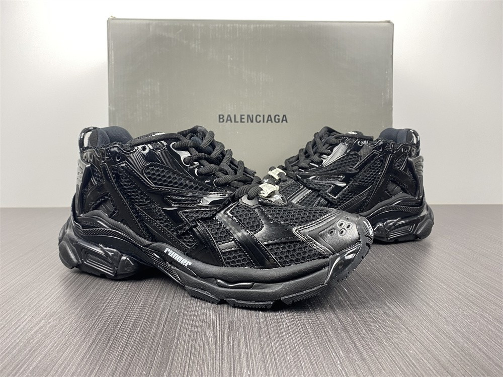 Ba*len*cia*ga runner  677403 w3ra9 1000