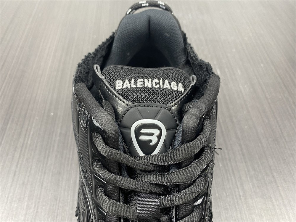 Ba*len*cia*ga runner  677403 w3ra9 1000