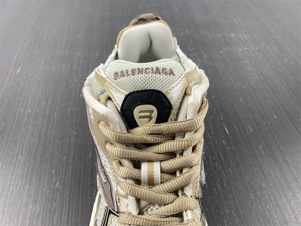Ba*len*cia*ga runner  677483 w3rn1 1125