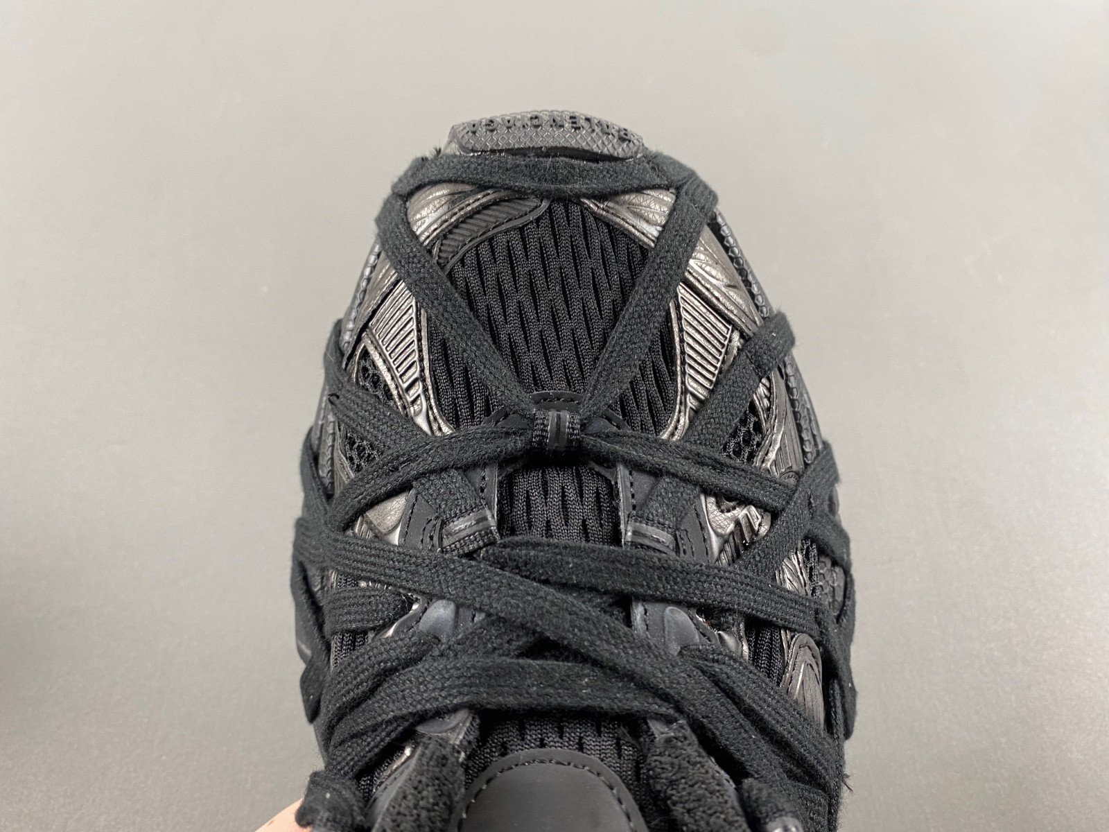 Ba*len*cia*ga phantom sneaker 778698 w3xll 0125