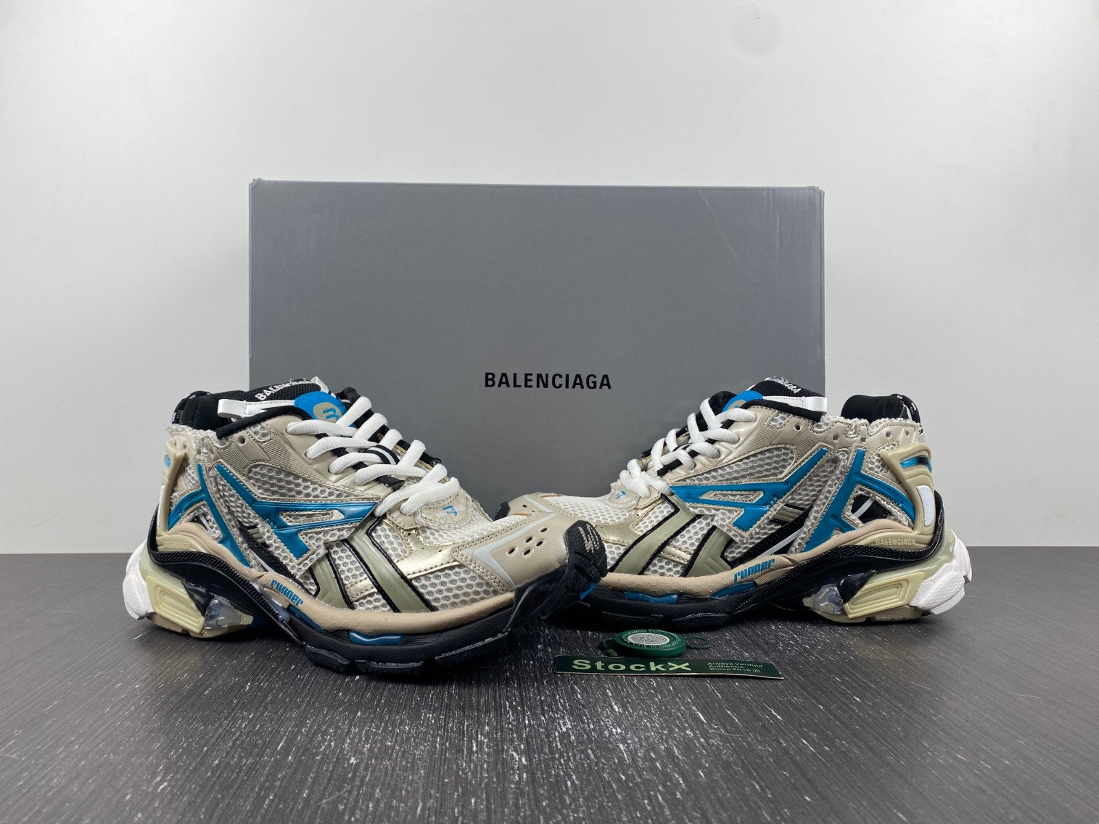 Ba*len*cia*ga runner 677403 w2rb6 2028