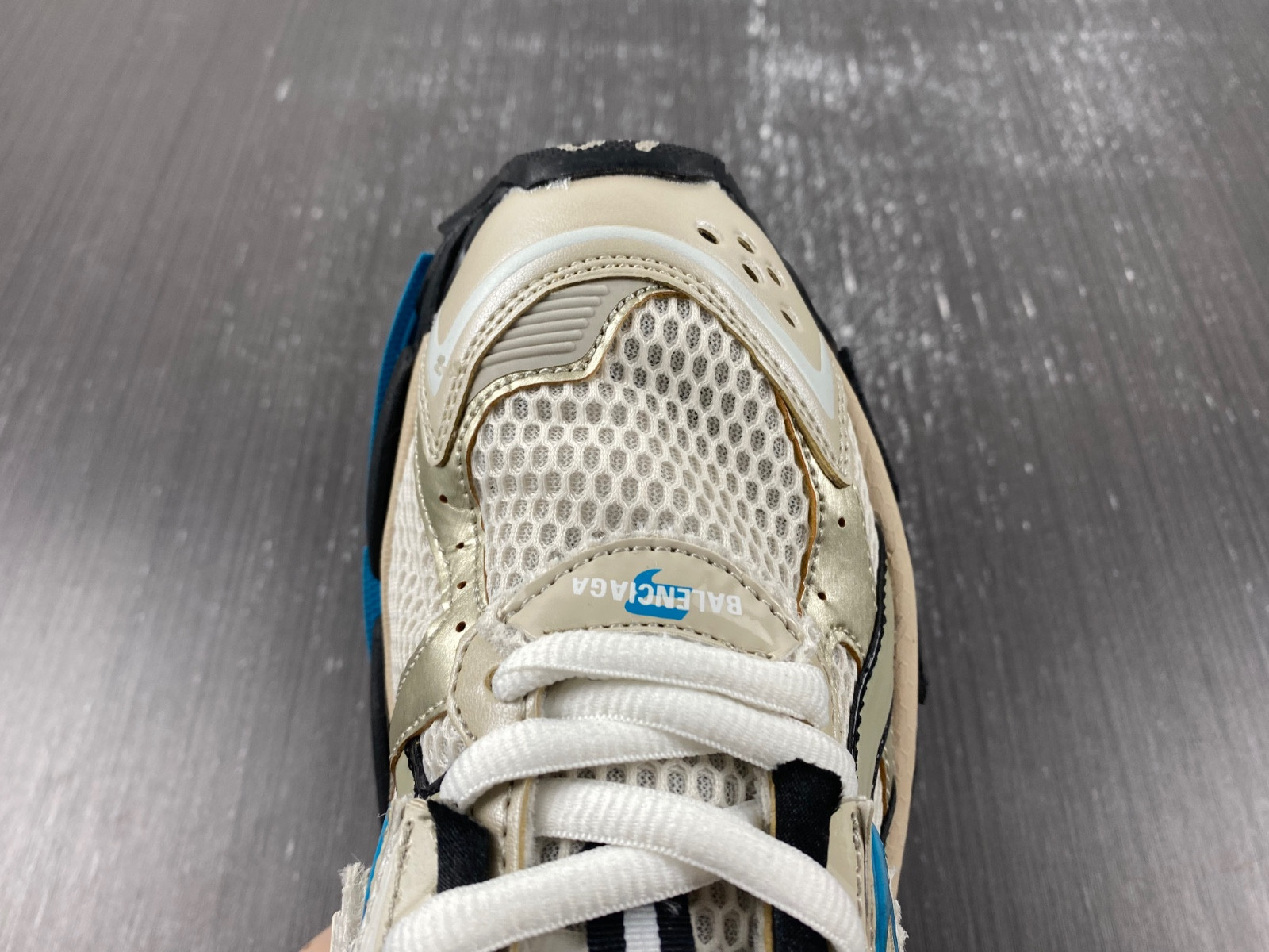 Ba*len*cia*ga runner 677403 w2rb6 2028