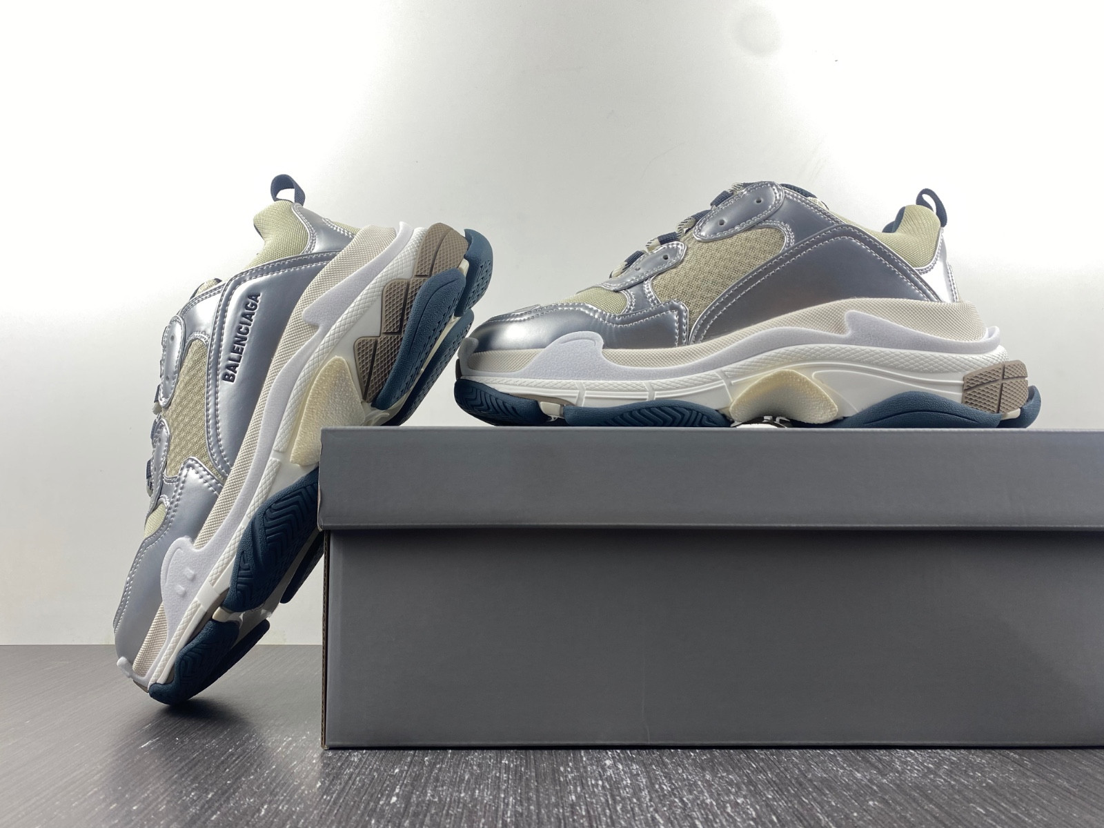 Ba*len*cia*ga triple s 524039 w2fs2 8106