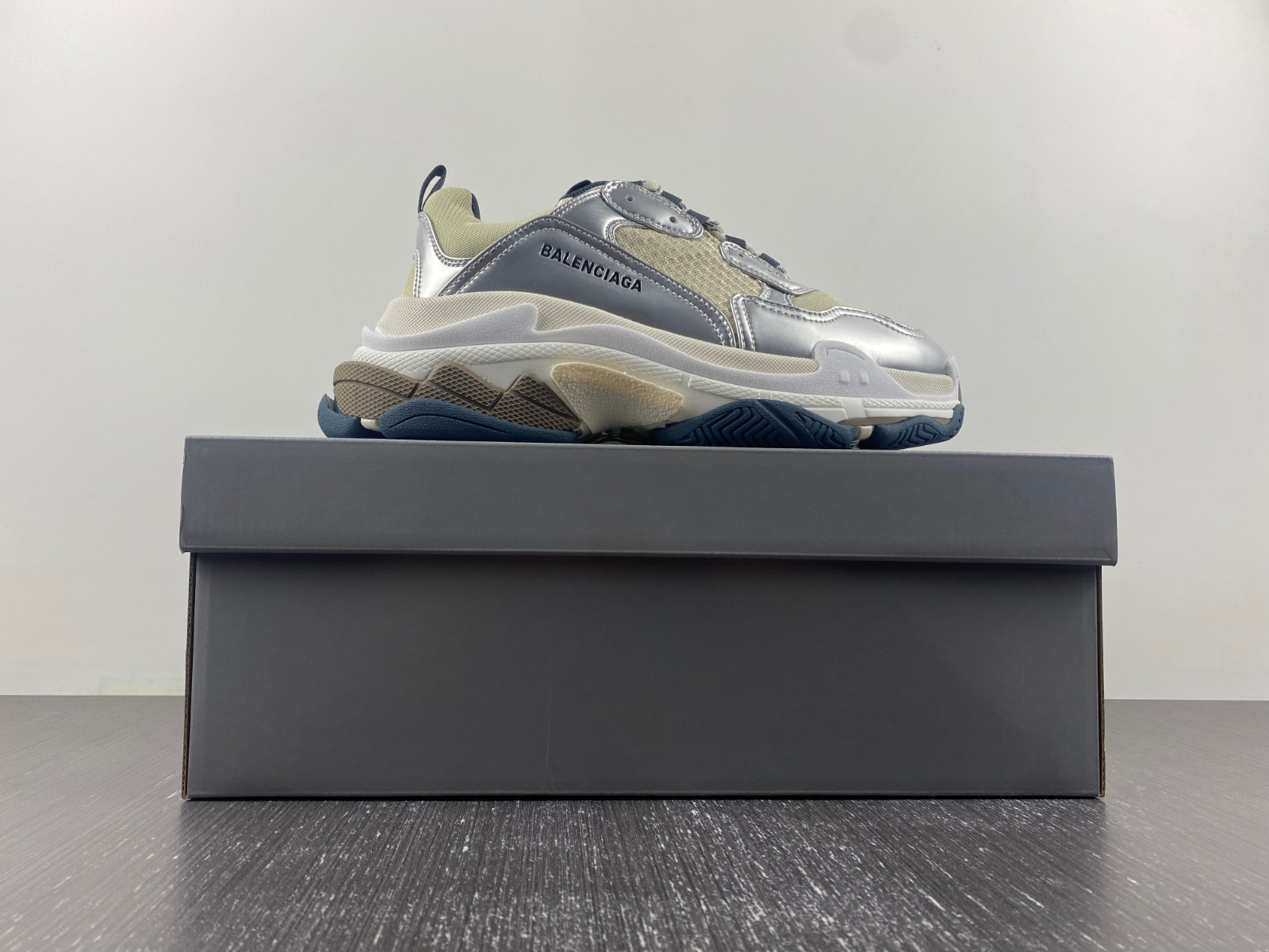 Ba*len*cia*ga triple s 524039 w2fs2 8106