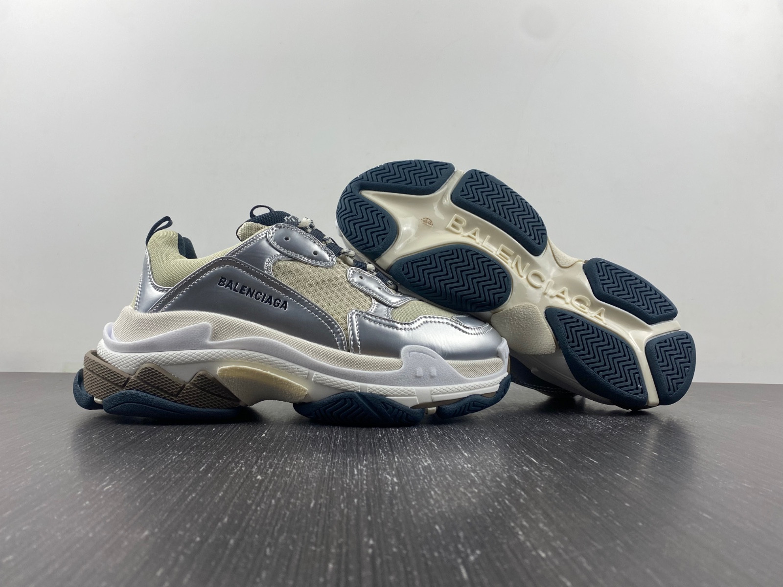 Ba*len*cia*ga triple s 524039 w2fs2 8106