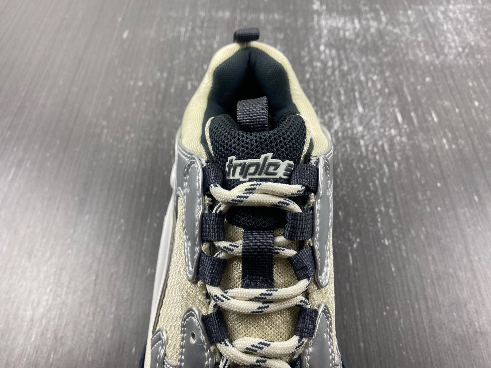 Ba*len*cia*ga triple s 524039 w2fs2 8106