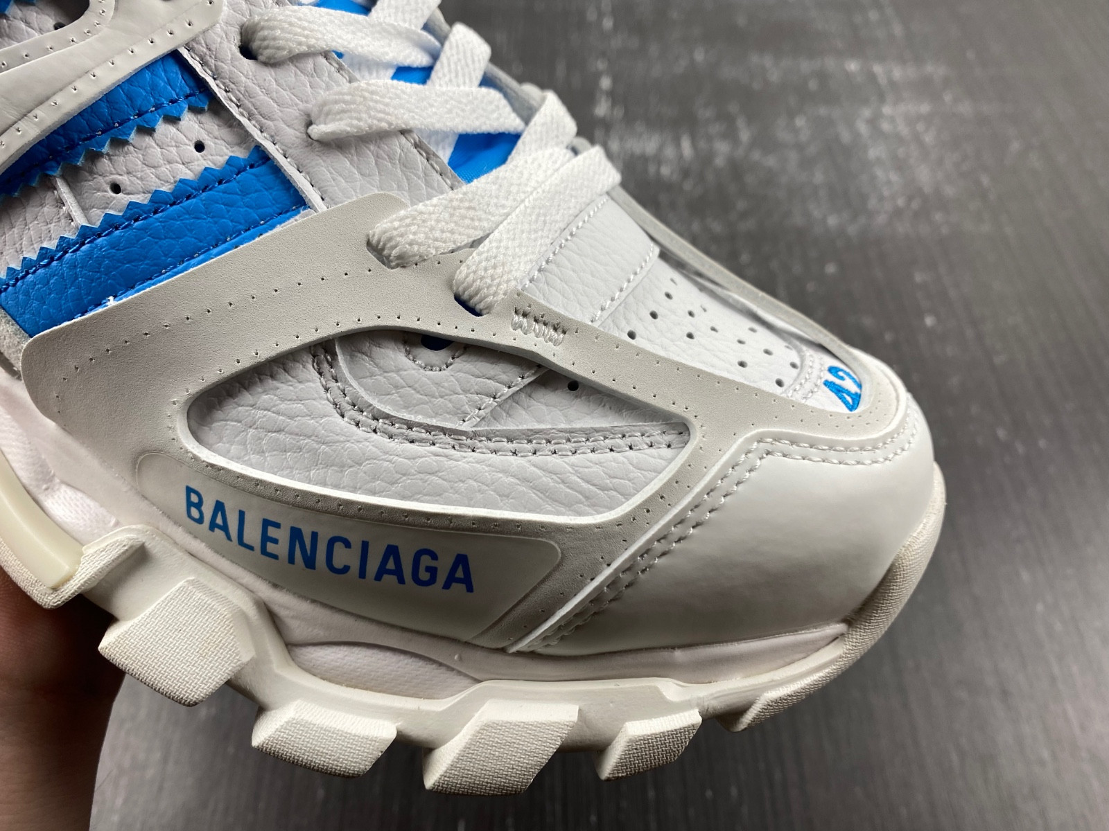 Ba*len*cia*ga track  741107 w1cz6 5012