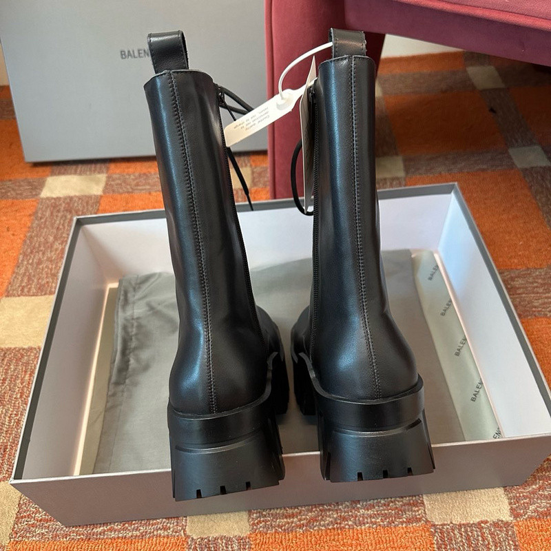 Ba*len*cia*ga boots